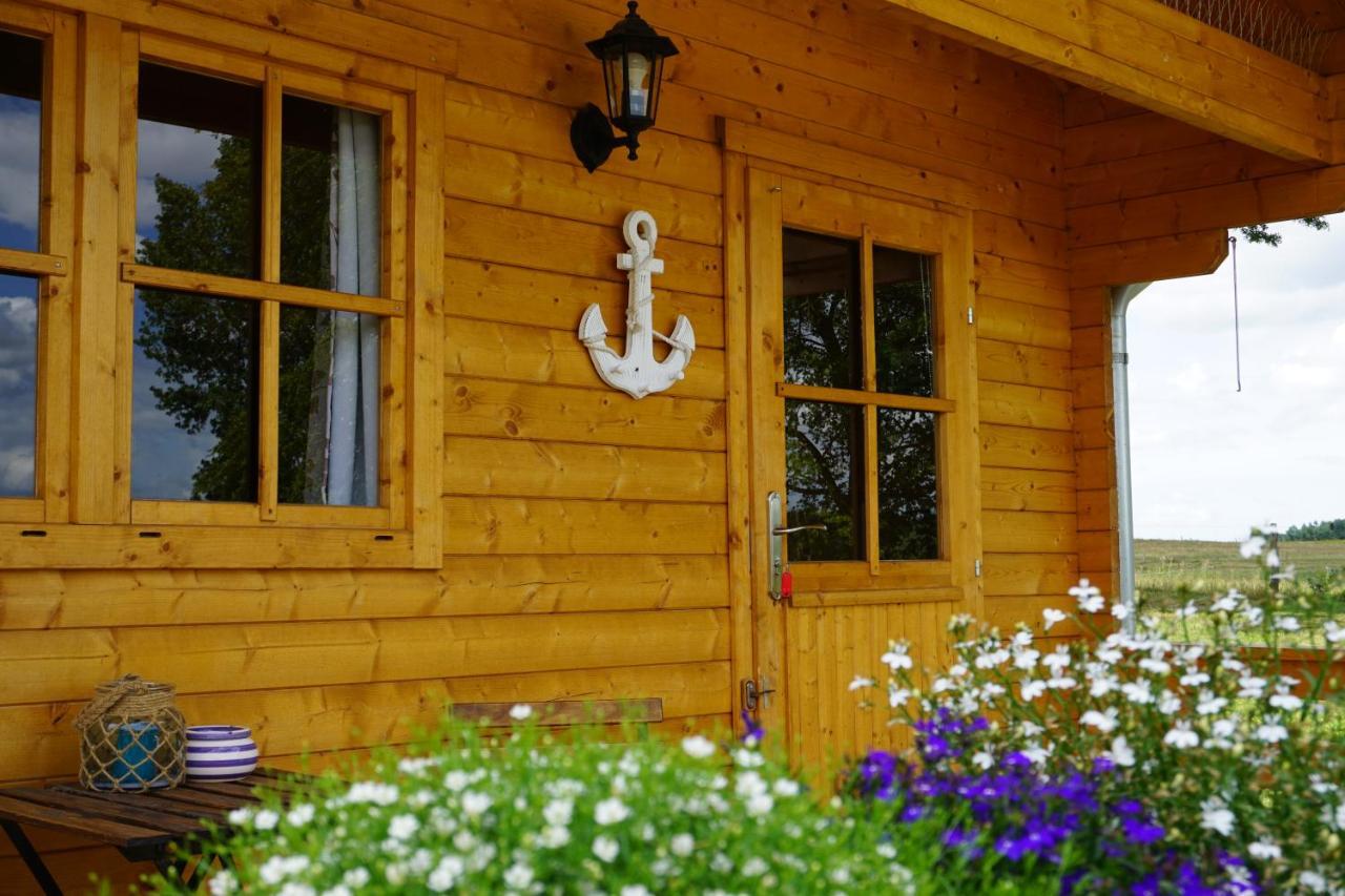 Peenehof Koeppen - Ferienwohnungen & Schlaffaesser Jordenstorf Zewnętrze zdjęcie