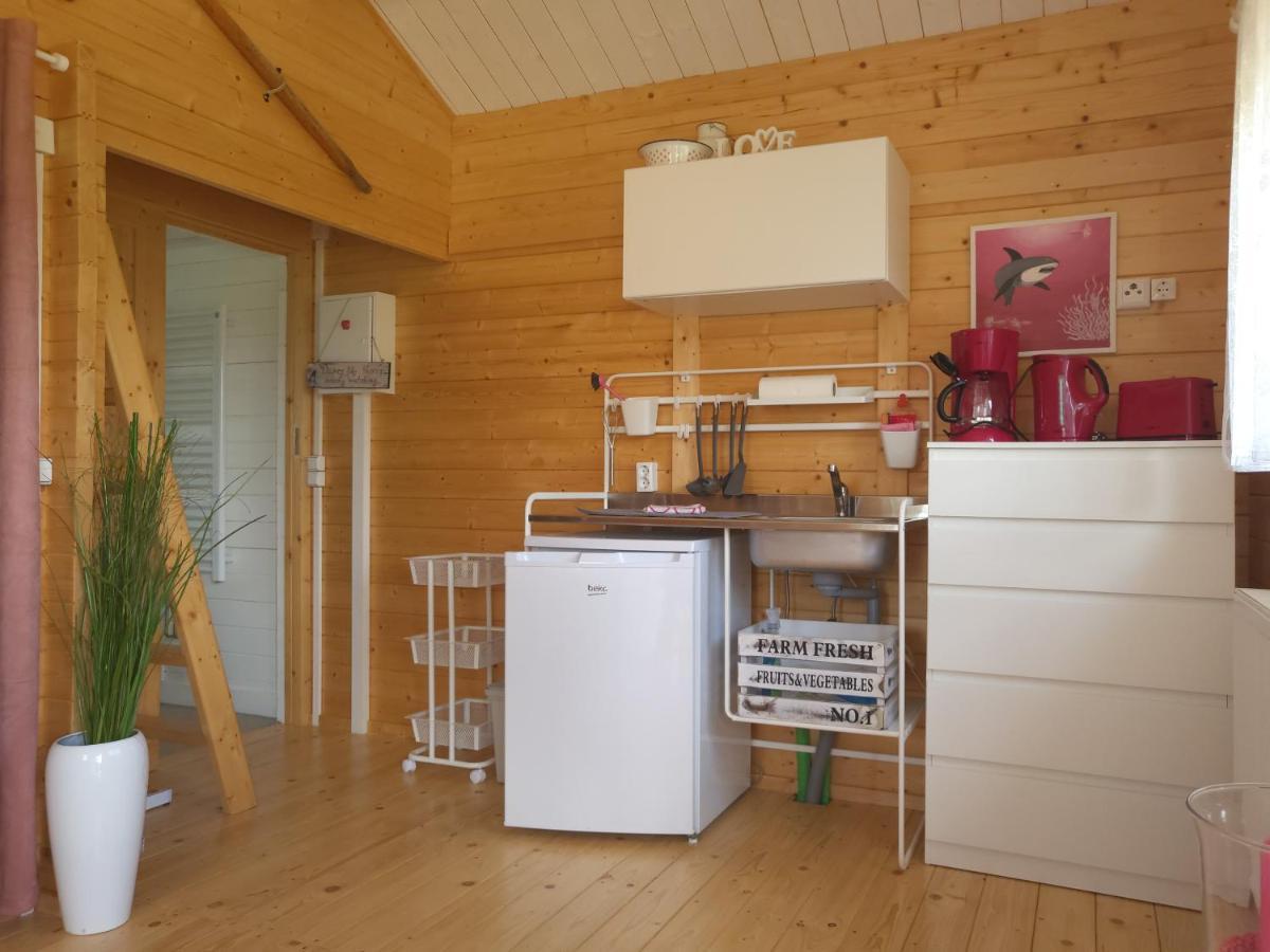 Peenehof Koeppen - Ferienwohnungen & Schlaffaesser Jordenstorf Zewnętrze zdjęcie
