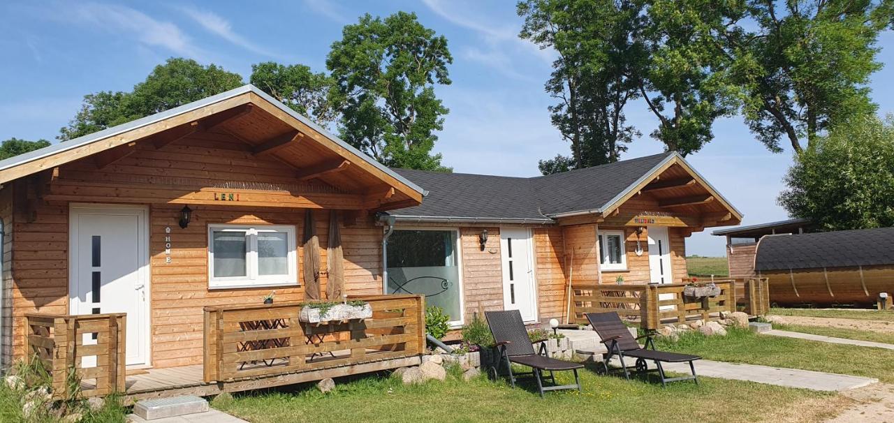 Peenehof Koeppen - Ferienwohnungen & Schlaffaesser Jordenstorf Zewnętrze zdjęcie