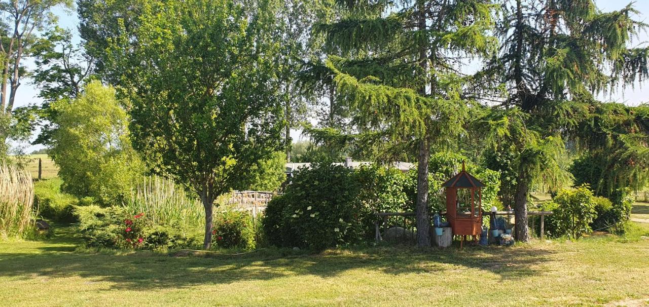 Peenehof Koeppen - Ferienwohnungen & Schlaffaesser Jordenstorf Zewnętrze zdjęcie
