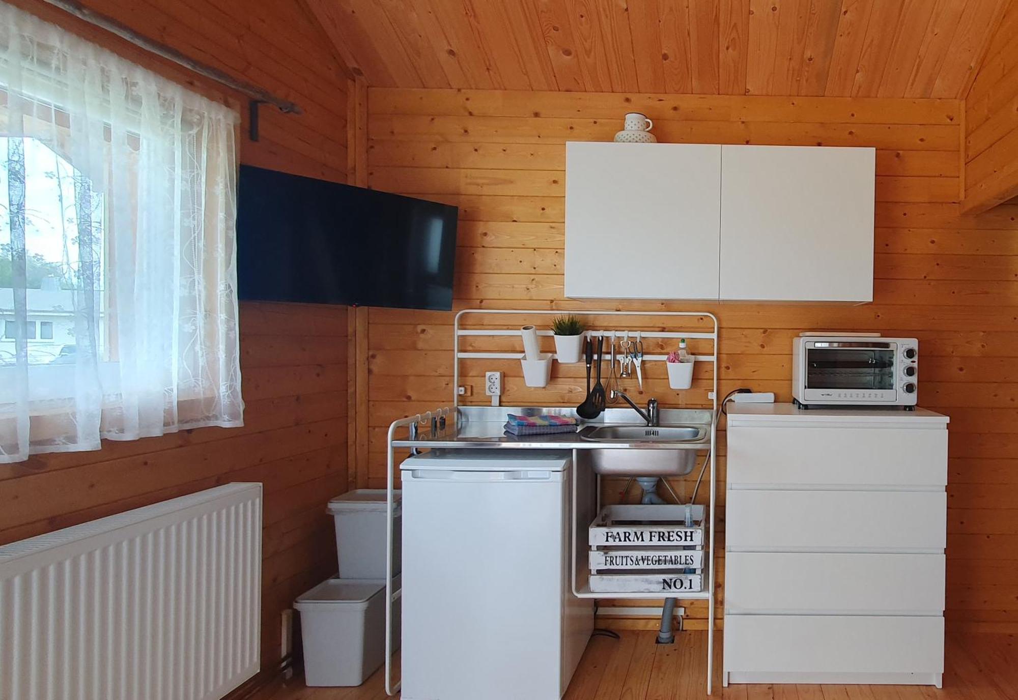Peenehof Koeppen - Ferienwohnungen & Schlaffaesser Jordenstorf Zewnętrze zdjęcie